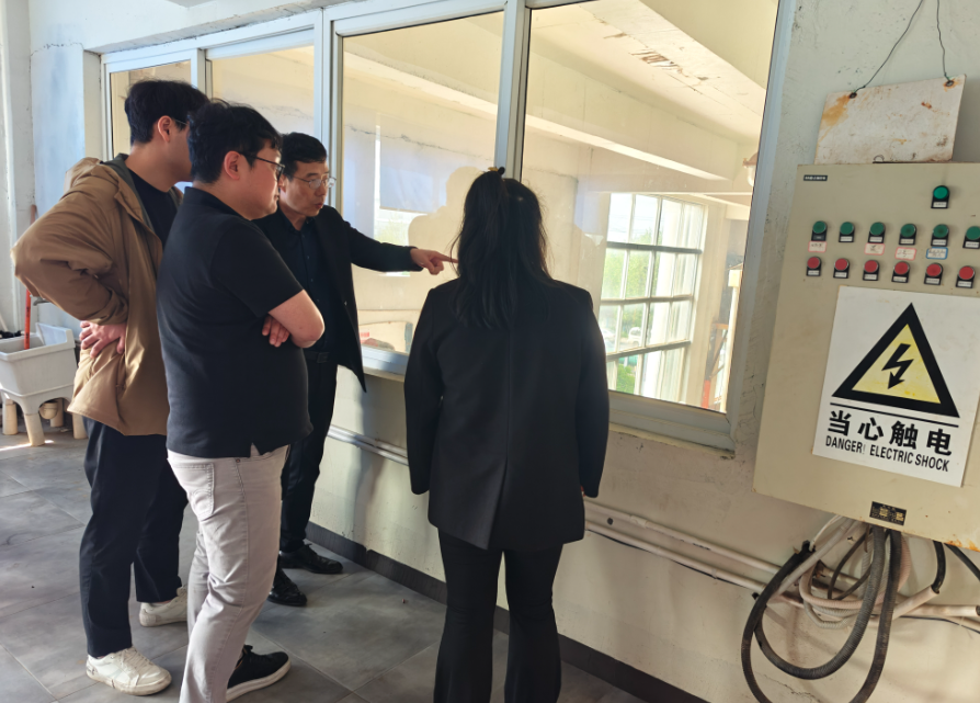 五載同行電子行業(yè)巨頭再訪湖南江海，深化氯化銨戰(zhàn)略合作